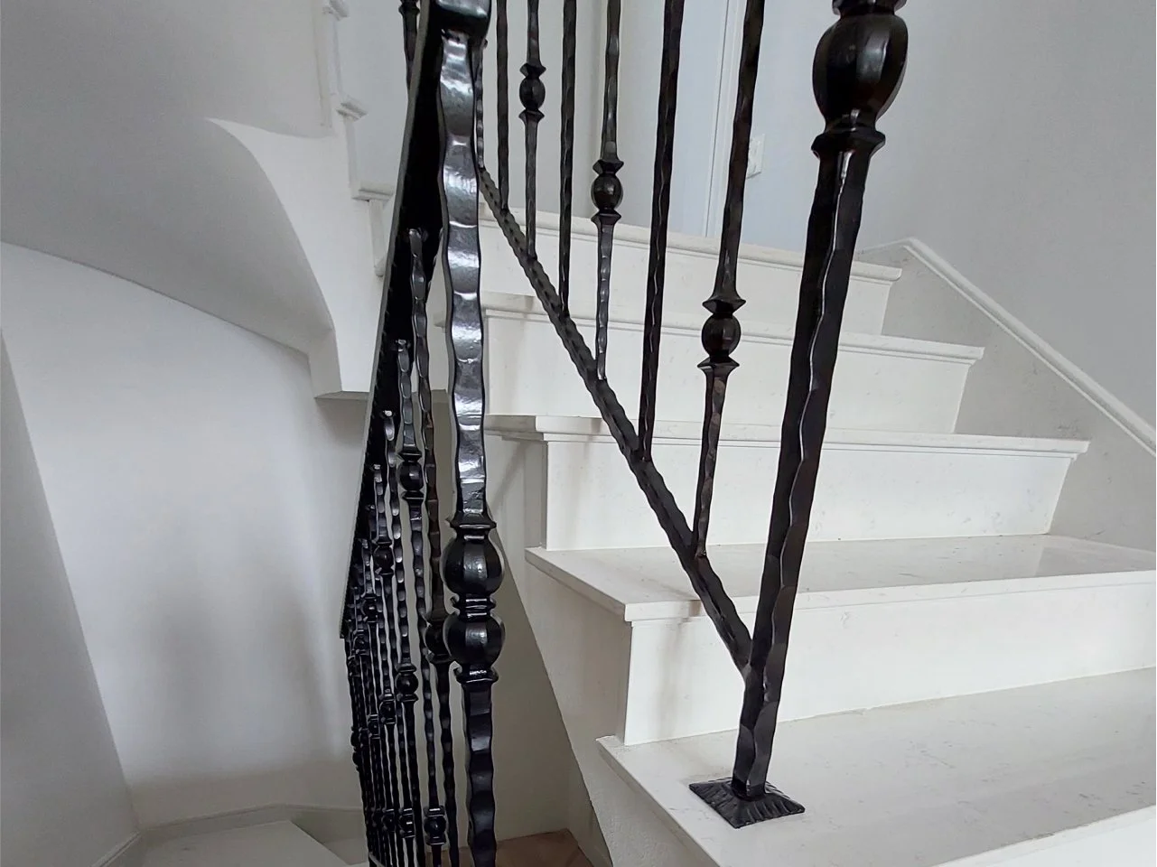 Tralki kute ozdobne - Balustrada schody