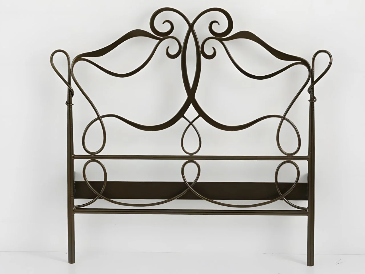 Wezgłowie łóżka secesyjnego - Widok ogólny