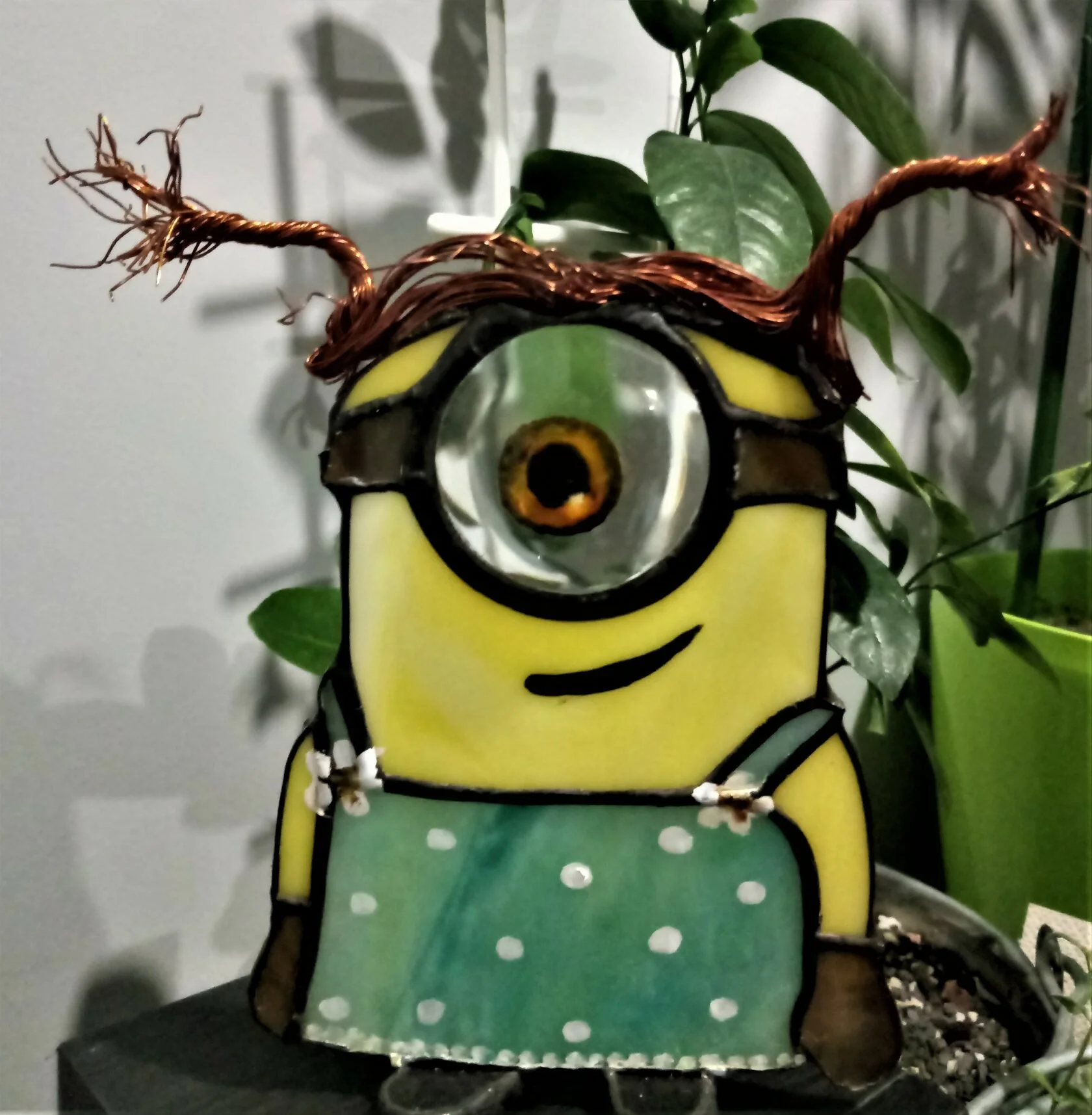 Witrażowa Figurka - Minionek