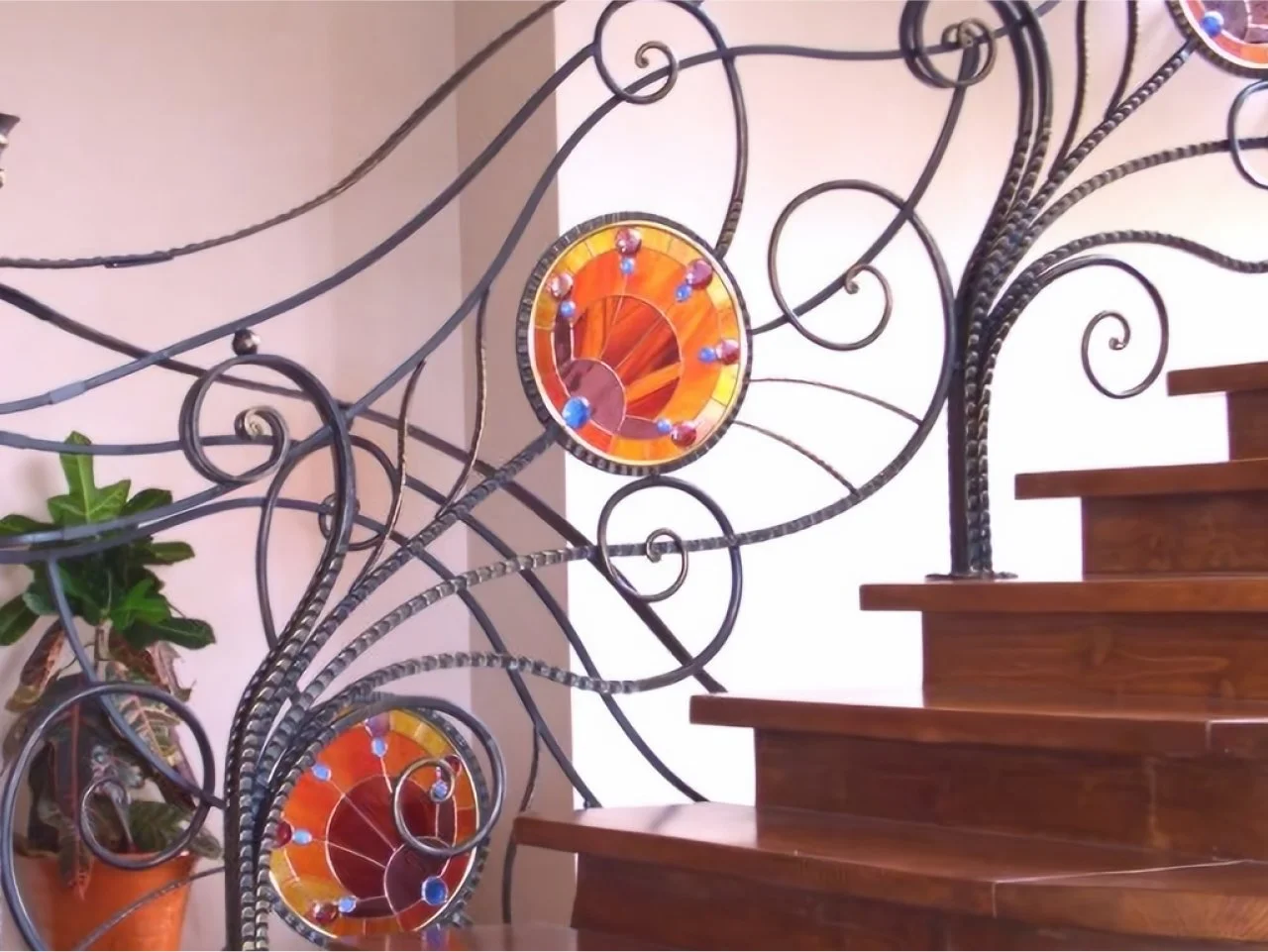 Witraż w Balustradzie Kutej - Zbliżenie na Detal