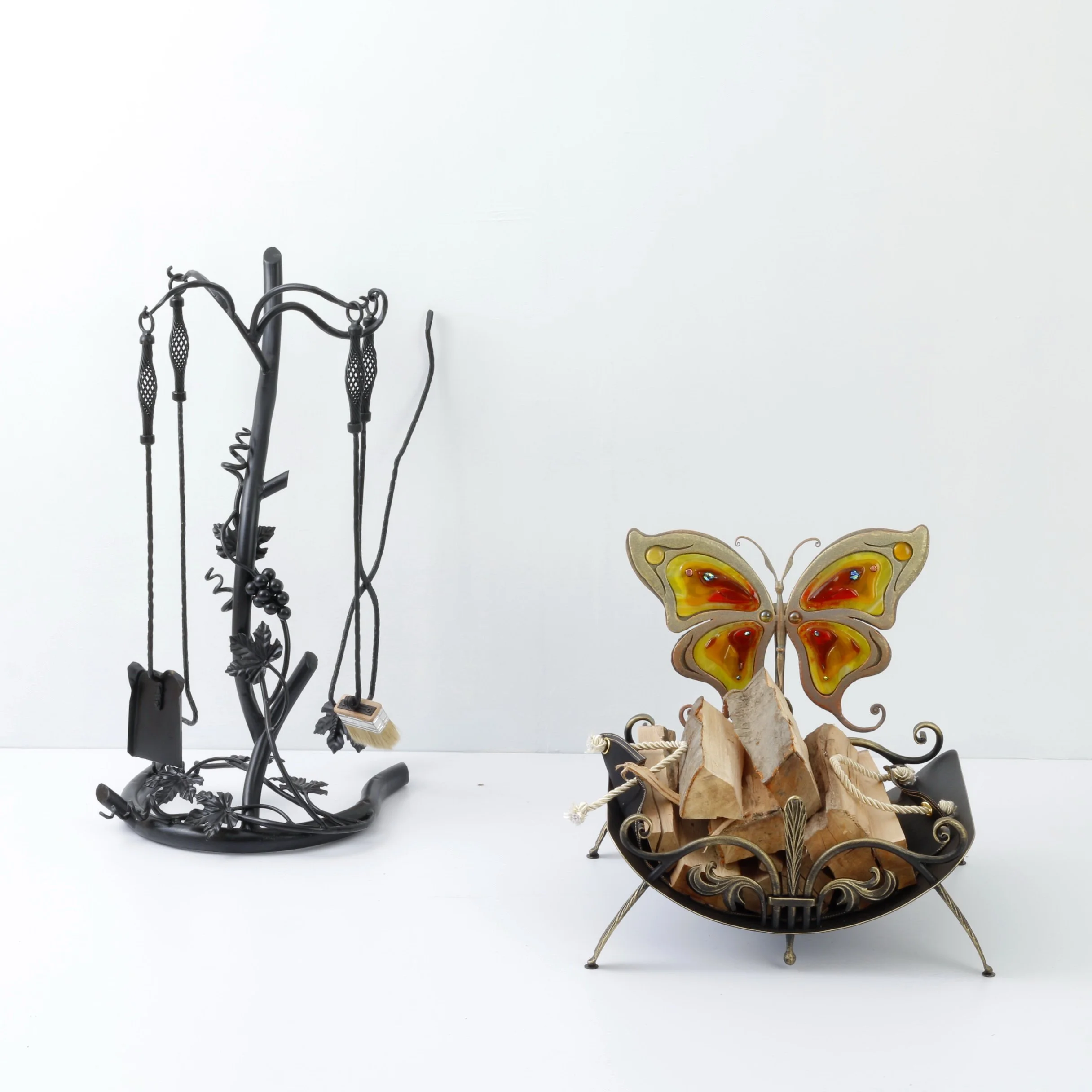 Zestaw Kominkowy Kuty i Stojak na Drewno