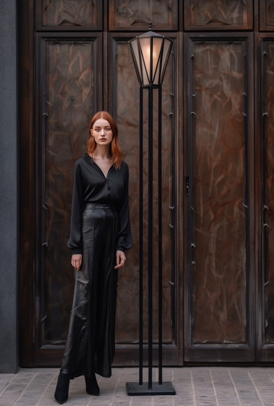 "Cisław" - Latarnia kuta tworzona na wymiar. Lampa uliczna i ogrodowa.